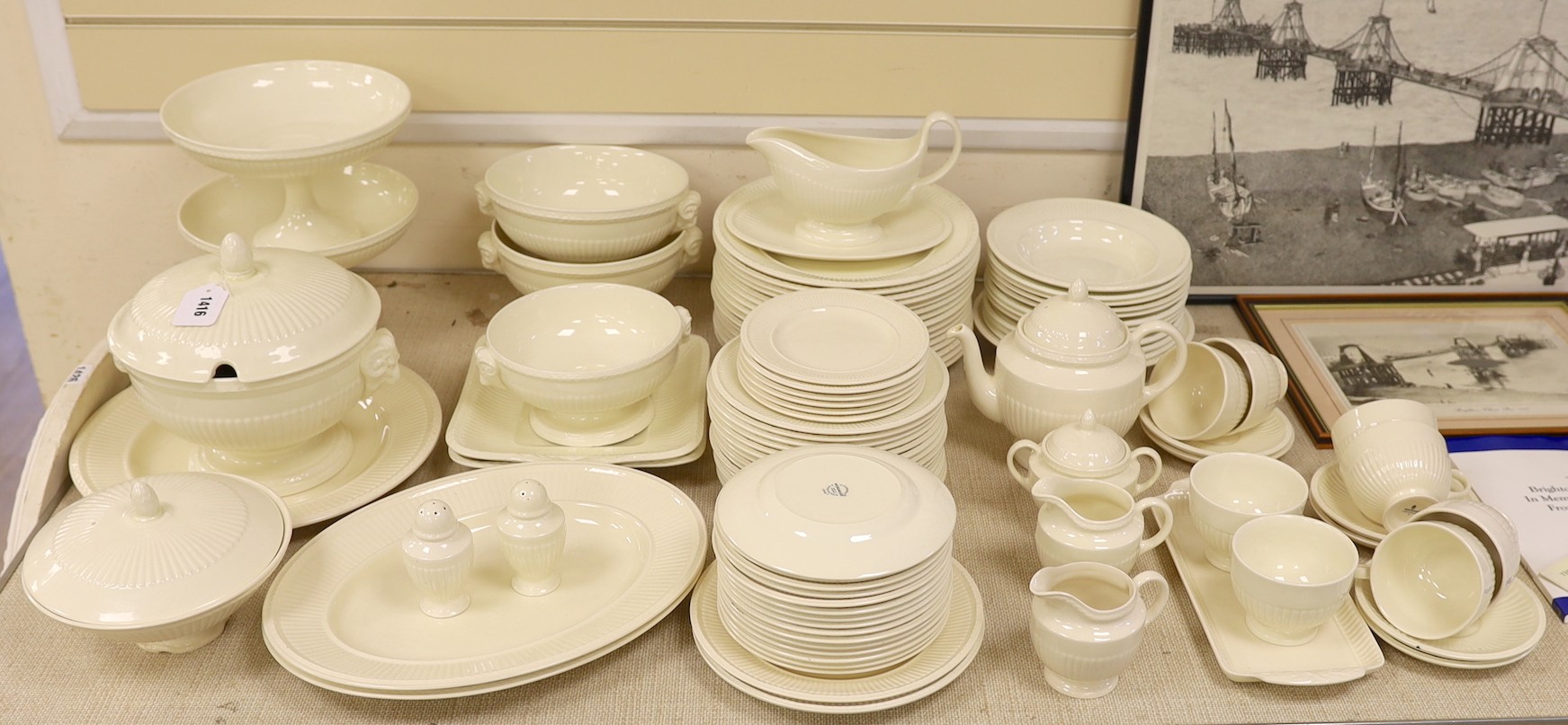 A Wedgwood ‘Edme’, tea and dinner service